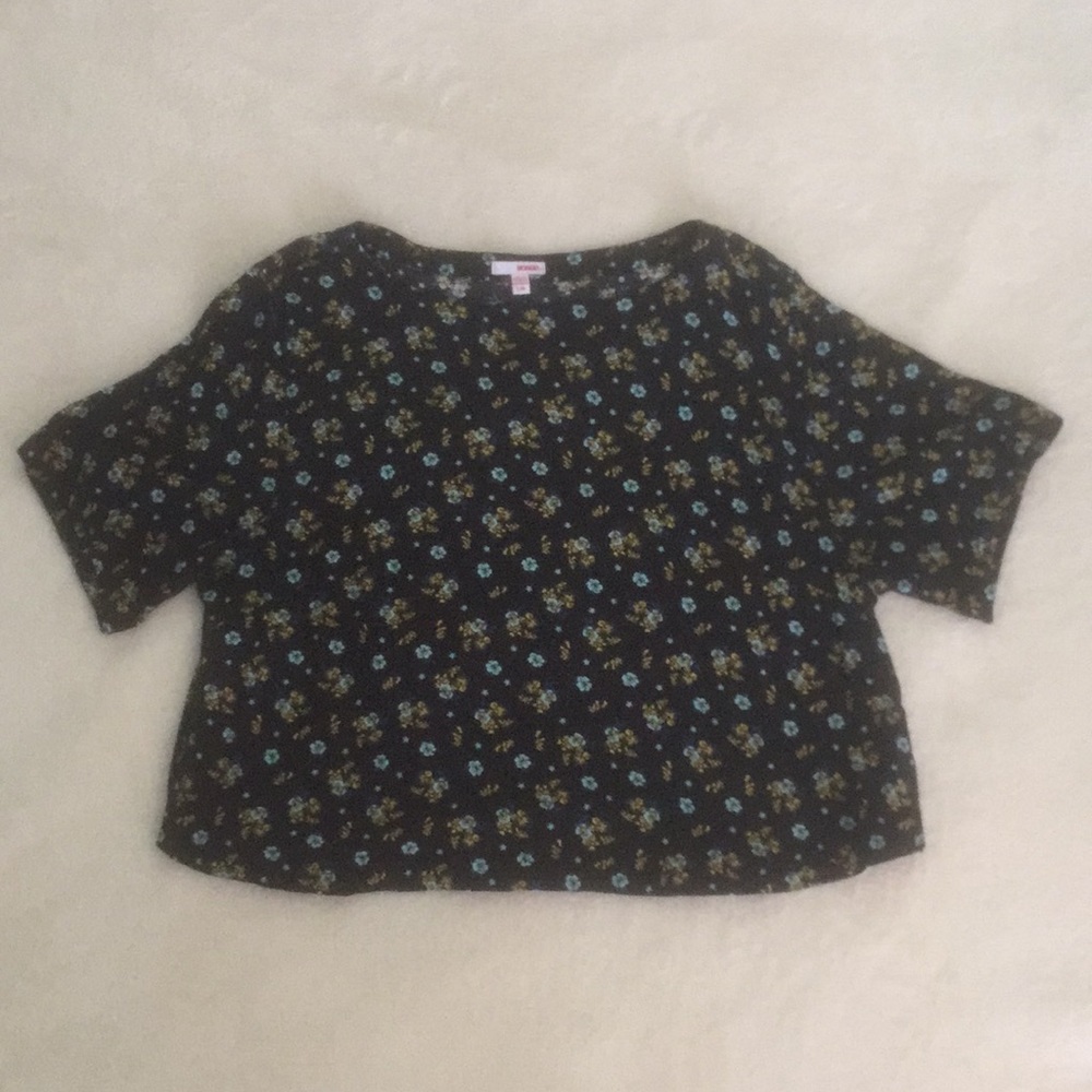 Black Floral Print Crop Top
